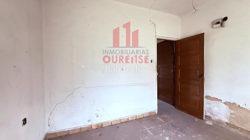 Foto f2a54462-2547-4376-b2fb-b91fb46252e0. Edifici a Vistahermosa Ourense