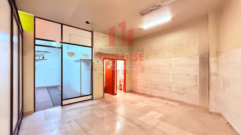 Foto 823f888f-fc23-4ae2-bee1-b55f036a0927. Lloguer local comercial a Centro Ourense