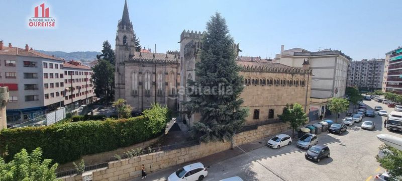 Foto 09067343-f5c0-401a-861f-0480e39c7df2. Lloguer pis amb calefacció a Couto Ourense