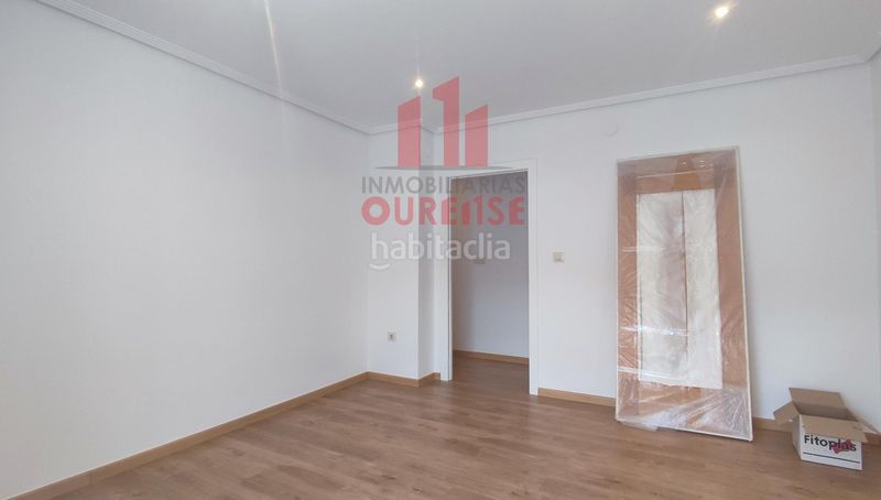 Foto 19114a57-4e4d-492f-b123-7c7334d77d82. Rent flat with heating in Couto Ourense