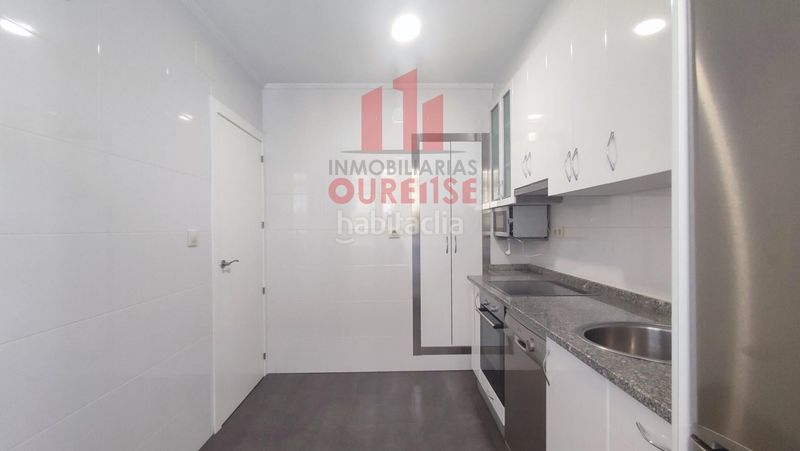 Foto 1cbbc3ec-9408-431b-b2b0-7201c79e6dd6. Rent flat with heating in Couto Ourense