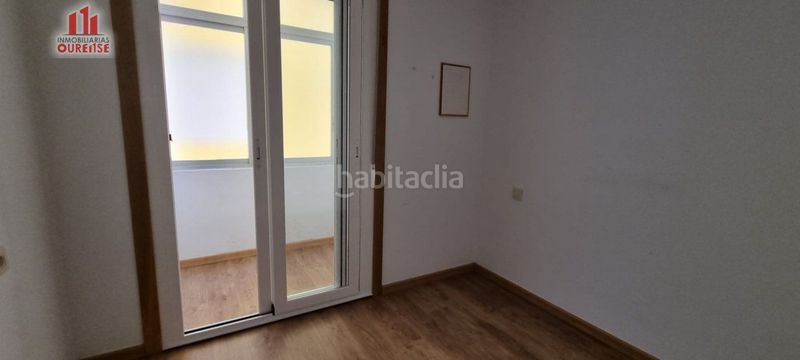 Foto 4eeecc59-6962-4267-ad54-a325d20f93ac. Rent flat with heating in Couto Ourense