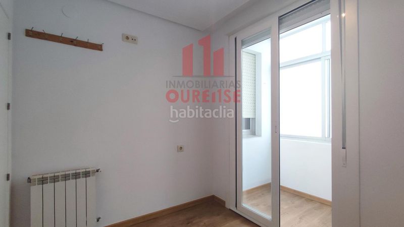 Foto 7663b7a1-8e53-474a-92fc-d3c790dde0a2. Rent flat with heating in Couto Ourense