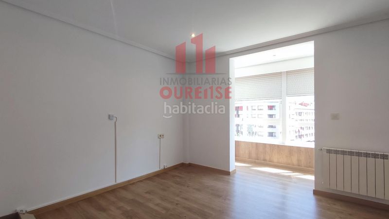 Foto a63ad7fa-df13-4e4e-bed3-1c302b3a2e53. Rent flat with heating in Couto Ourense