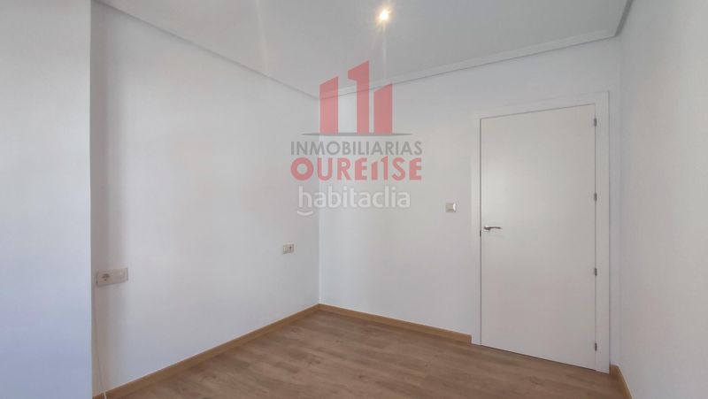 Foto a8b43a01-df64-4e5a-b8c0-9686a761e5be. Rent flat with heating in Couto Ourense