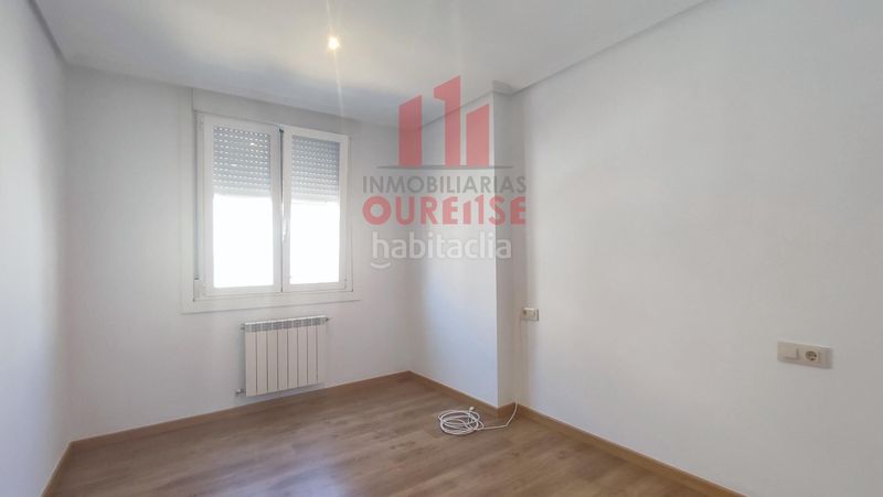 Foto b24d7fe1-67ce-4d20-8329-ff9a07ec5f7e. Rent flat with heating in Couto Ourense