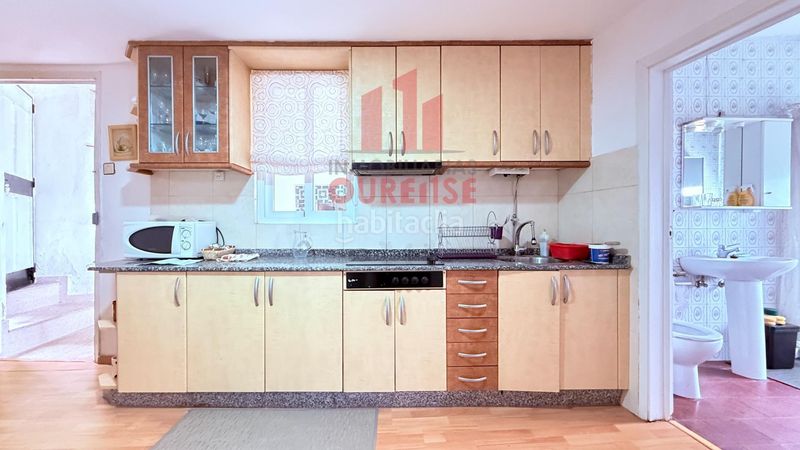 Foto b8d9725b-6551-477b-b455-72cd0a6daec4. Casa venta conjunta de dos casas en Nogueira de Ramuín