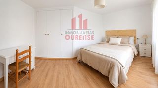 Location Appartement à Casco Viejo. Amplio piso al lado de la plaza mayor de ourense, especial estud