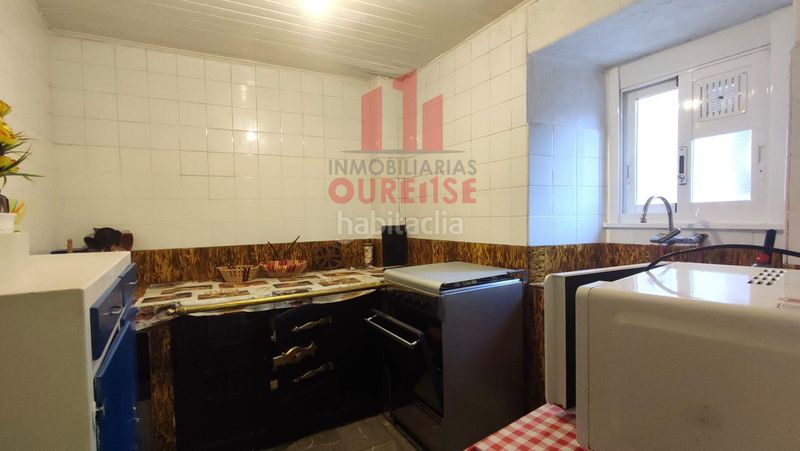 Foto aabf78a4-76a4-4a76-bfc3-52c5e61ea22a. Casa amb aparcament a Pereiro de Aguiar (O)
