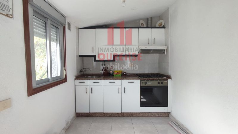 Foto f54fc3d2-a3af-4a13-9e4c-ce512c0e3a97. Maison dans Coles