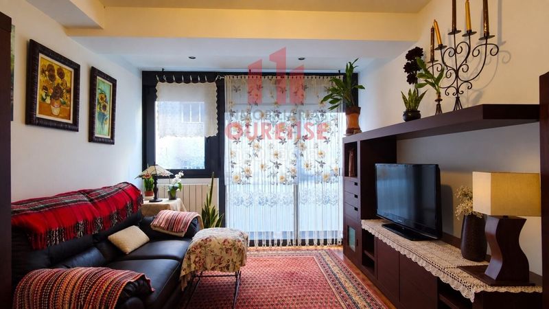 Foto b09e157a-2e54-4011-bf37-7ce0a3d2bb2e. Flat with heating in Couto Ourense