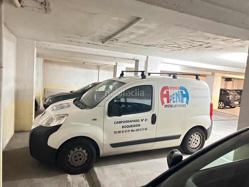 Foto ce3514d1-719b-4c23-92e1-f75c1a2e7374. Aparcament cotxe a Ensanche - Sar Santiago de Compostela