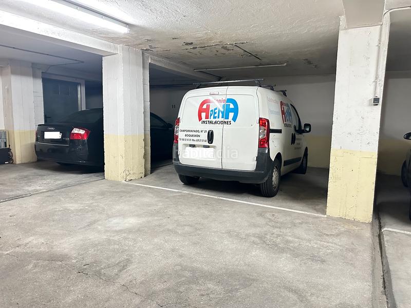 Foto f6972571-511a-477b-9cd5-e2ea16b9b06f. Aparcament cotxe a Ensanche - Sar Santiago de Compostela