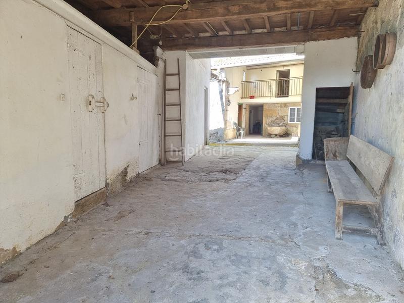 Foto e9a9aa8b-7289-47f7-ba4c-1df919c7b496. Chalet avec parking dans Parroquias de Santiago Santiago de Compostela