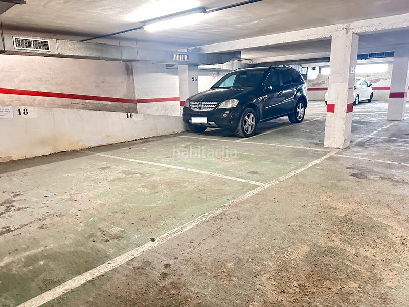 Foto 4a9e7b5a-b17a-455d-80ec-7940e7ab6f2a. Parking voiture dans Campus Sur - Santa Marta Santiago de Compostela