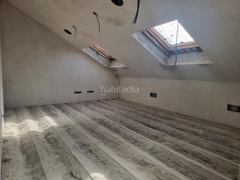 Foto 1766568b-3bd4-4b56-b0d6-29923b87c4f3. Chalet con parcheggio in Brión