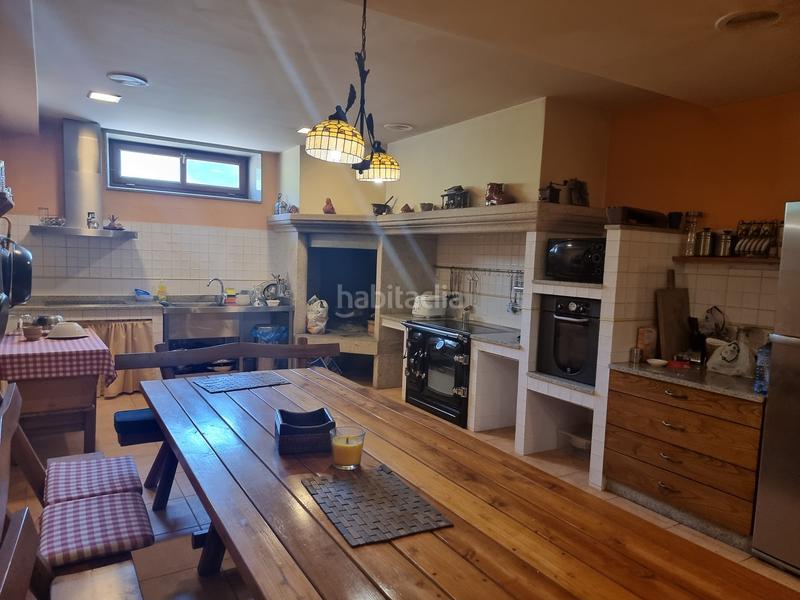 Foto 19da04df-96c2-413d-b5c1-884474481a0b. Chalet con parcheggio in Brión