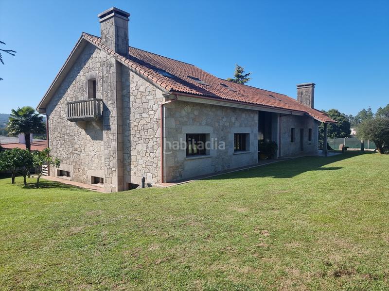 Foto 2468d017-bcdc-4b5b-bdde-fa88ad114f37. Chalet con parcheggio in Brión