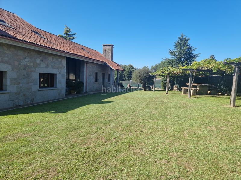 Foto 4aea3bbb-c743-48f5-ab35-c5615e64d4a6. Chalet con parcheggio in Brión