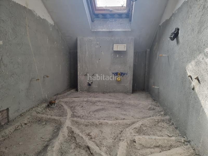 Foto 521ff55a-1c6c-4aee-82af-ce118925a74e. Chalet con parcheggio in Brión