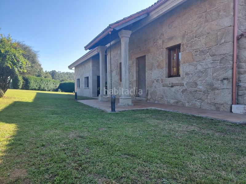 Foto 77f7aea2-fa5d-40e7-8d92-bc27268a8ab6. Chalet con parcheggio in Brión