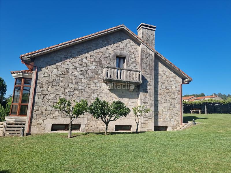 Foto 837f1353-e07f-4d94-8876-249be8c3f1d3. Chalet con parcheggio in Brión