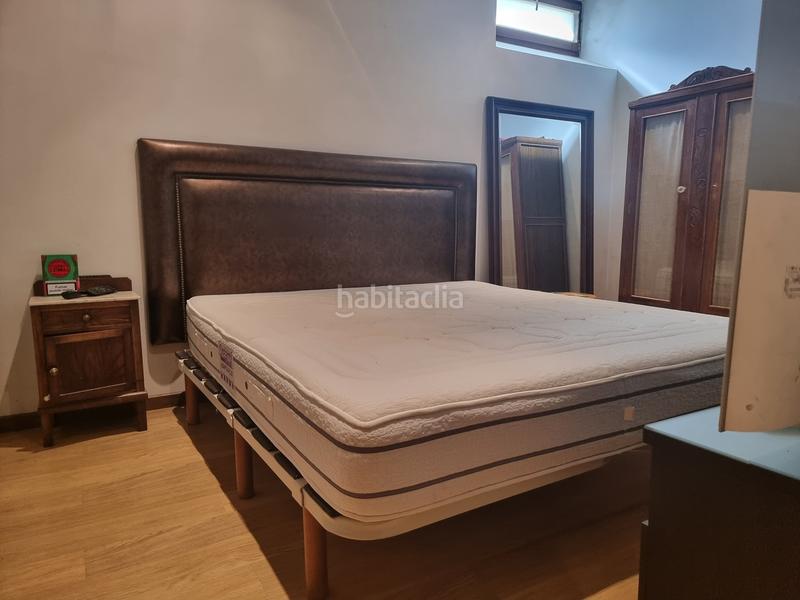 Foto fef36574-b0f8-40c0-9d15-00622858e26a. Chalet con parcheggio in Brión