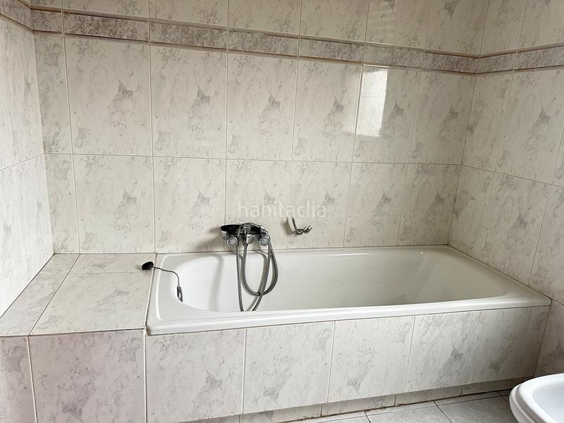 Foto 00e62e4d-8ab4-43e2-8ef5-c5f5b4057060. Chalet con parcheggio in Campus Sur - Santa Marta Santiago de Compostela