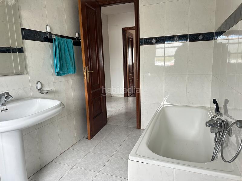 Foto 885645f6-7a6d-4e22-af40-dc5ba7c4fe78. Chalet con parcheggio in Campus Sur - Santa Marta Santiago de Compostela