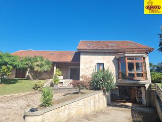 Xalet  Avenida de pontevedra. Se vende chalet de piedra en el municipio de brión