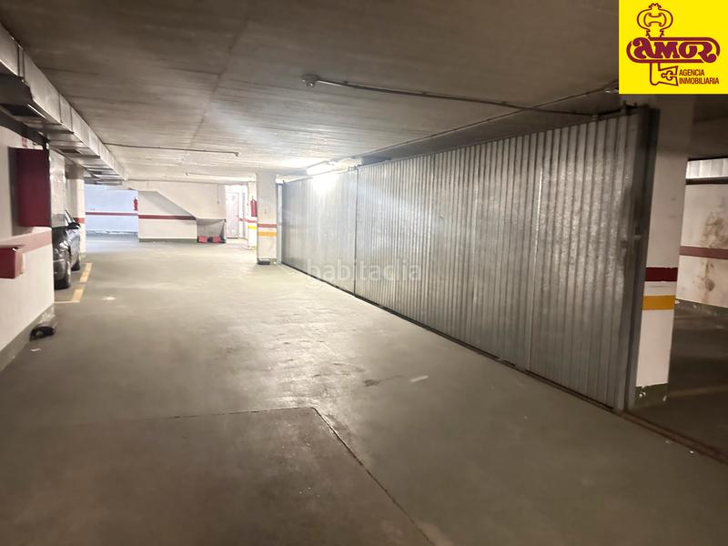 Foto 537823ce-31d3-4269-98e3-632bce203ebb. Autoparkplatz in Conxo Santiago de Compostela