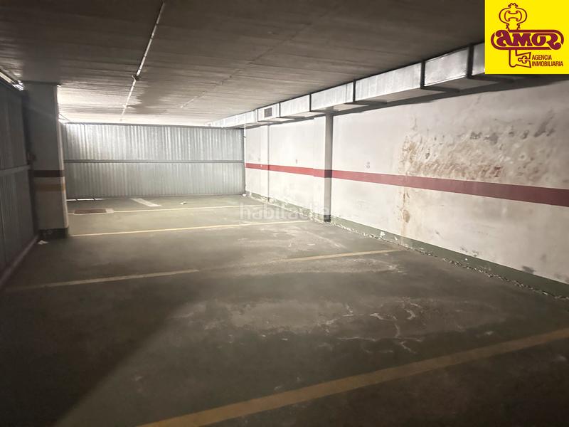 Foto e486057e-3503-4695-8159-a4228620c8d7. Autoparkplatz in Conxo Santiago de Compostela