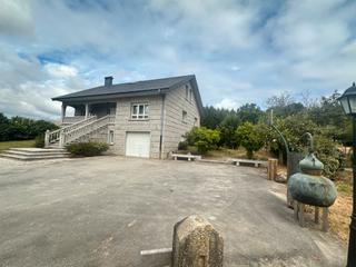 Xalet  Lugar sionlla. Se vende chalet a 5 km del poligono costa vella perfecto estado