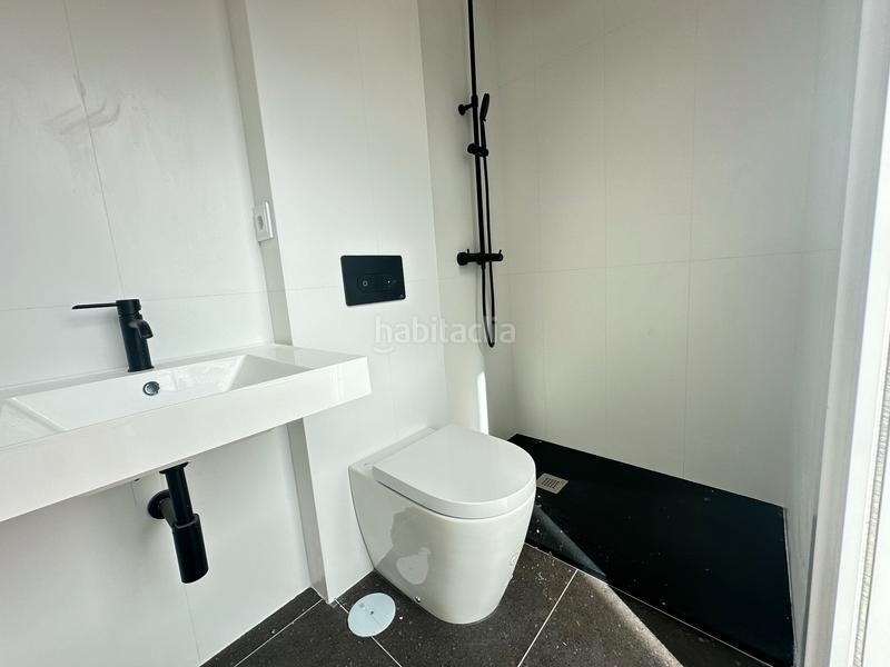 Foto 32a4fe74-40a6-48f3-84de-1c86d22e4cf8. Chalet se vende chalet a estrenar con excelente orientación en folgoso - figueiras - vende agencia amor en Santiago de Compostela
