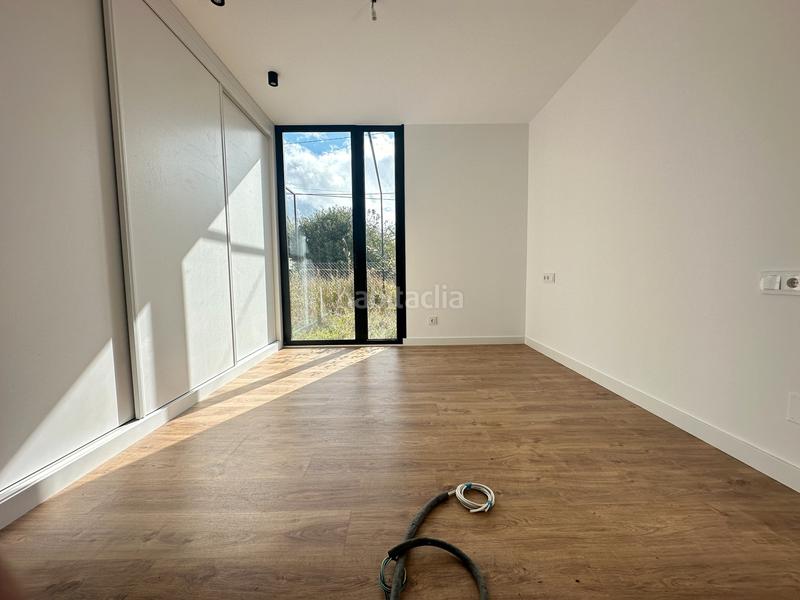 Foto 385b9e7f-685b-4a8b-8f6f-f4d5c00dc34b. Chalet se vende chalet a estrenar con excelente orientación en folgoso - figueiras - vende agencia amor en Santiago de Compostela