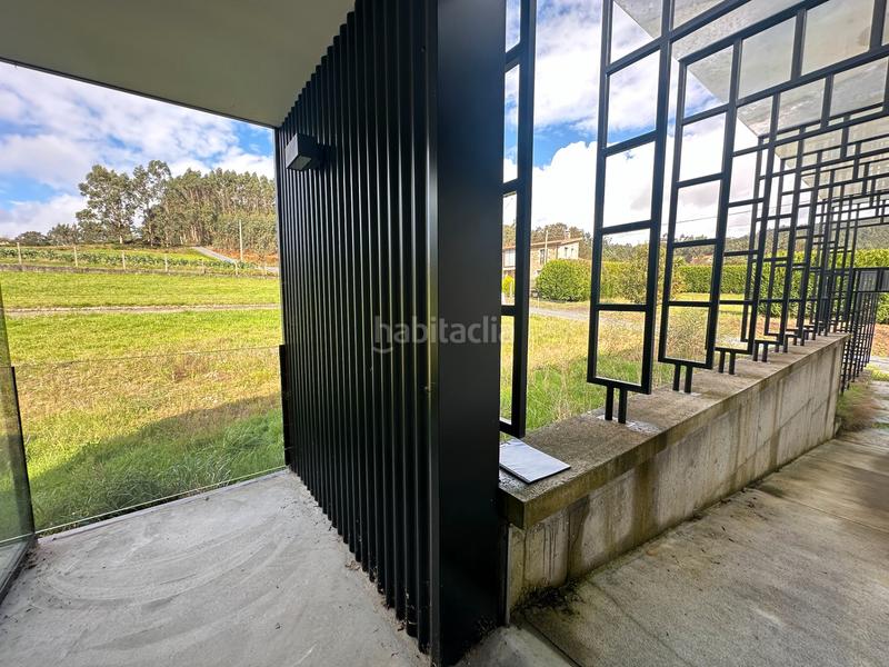 Foto 4b1bc510-e000-4aff-b741-f73087f6d497. Chalet se vende chalet a estrenar con excelente orientación en folgoso - figueiras - vende agencia amor en Santiago de Compostela