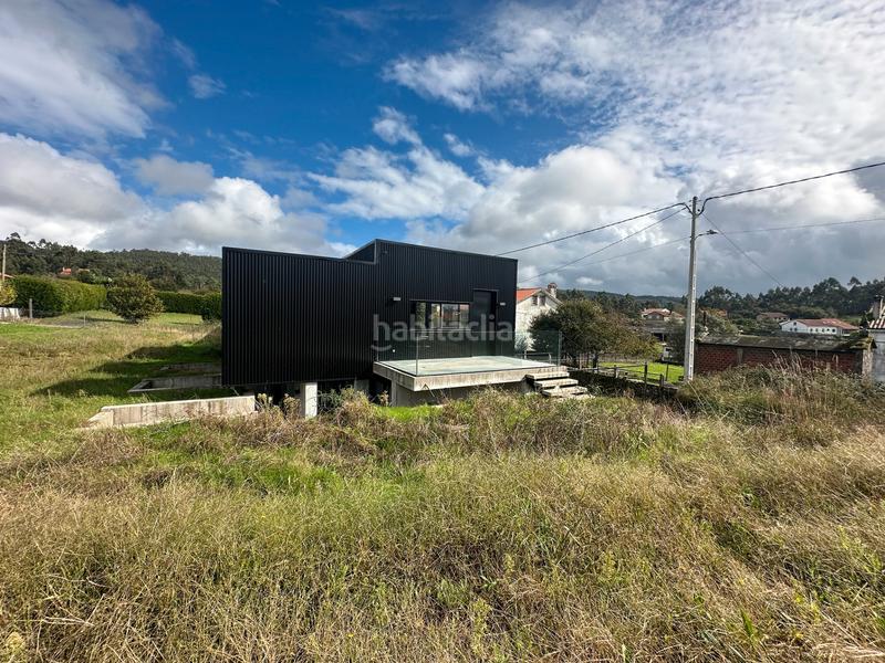 Foto 4e92da92-e84a-40df-8810-5eb6ad2ae410. Chalet se vende chalet a estrenar con excelente orientación en folgoso - figueiras - vende agencia amor en Santiago de Compostela