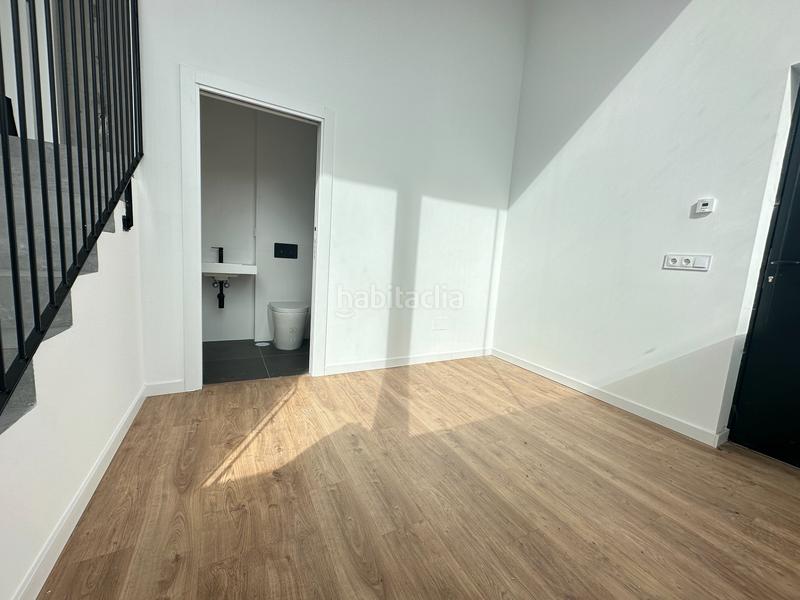 Foto 7e5d98b8-3344-4ff0-b861-aa2633a5451b. Chalet se vende chalet a estrenar con excelente orientación en folgoso - figueiras - vende agencia amor en Santiago de Compostela
