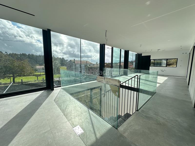 Foto aa9c4f0a-bd62-48f5-b21e-5f710683e2cd. Chalet se vende chalet a estrenar con excelente orientación en folgoso - figueiras - vende agencia amor en Santiago de Compostela