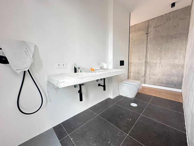 Foto af25d3e6-4d32-4727-8dcf-1de8e2184e78. Chalet se vende chalet a estrenar con excelente orientación en folgoso - figueiras - vende agencia amor en Santiago de Compostela