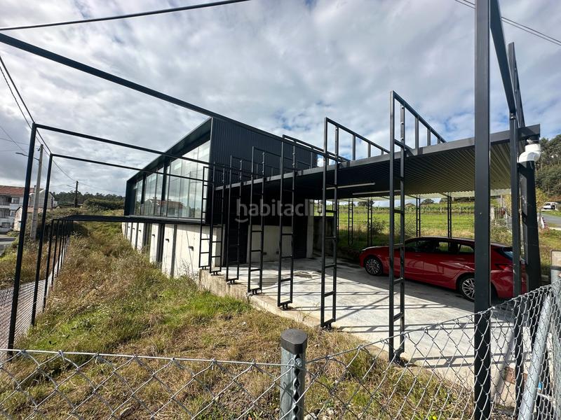 Foto c582672e-38fe-43e8-b743-c17d5440cc02. Chalet se vende chalet a estrenar con excelente orientación en folgoso - figueiras - vende agencia amor en Santiago de Compostela