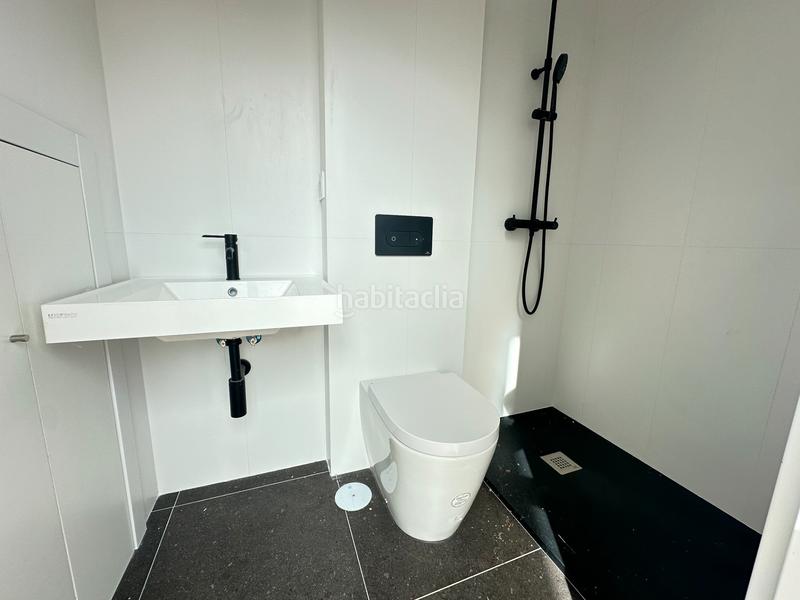 Foto f924cd43-7840-4dac-8d32-e015f1ef844b. Chalet se vende chalet a estrenar con excelente orientación en folgoso - figueiras - vende agencia amor en Santiago de Compostela