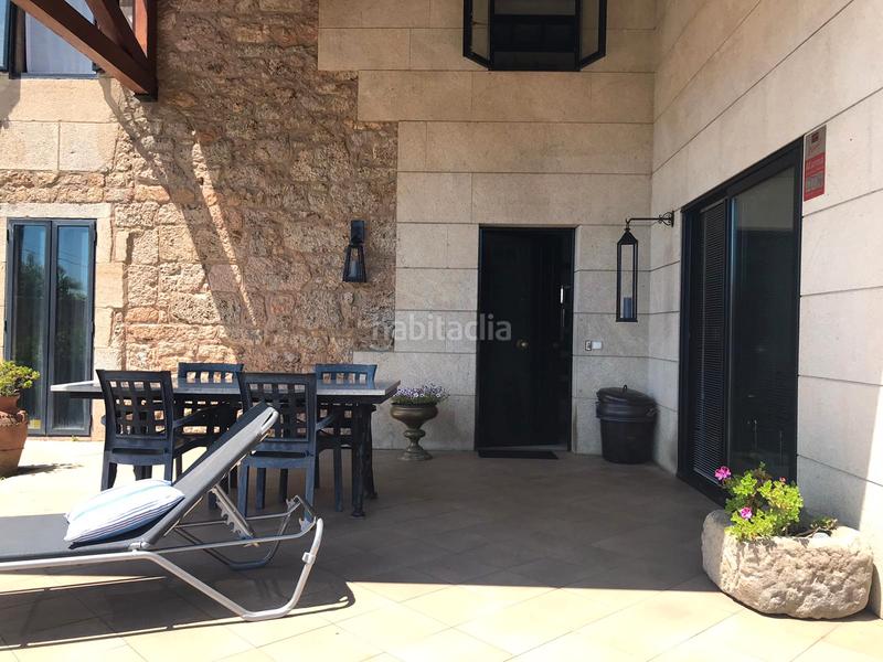 Foto 031227d9-70ee-4e10-a758-3b8bbe8adff0. Chalet avec cheminée chauffage parking piscine dans Teo