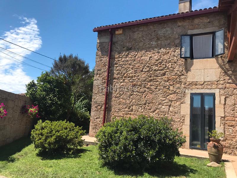 Foto 2640a29c-4e73-4d55-891d-e935934438f6. Chalet avec cheminée chauffage parking piscine dans Teo