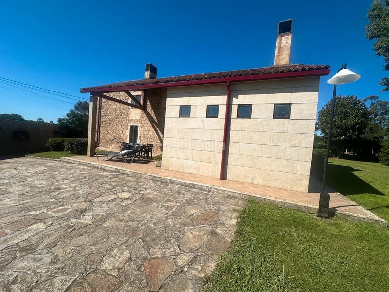 Foto 33509442-791a-4839-8989-9323c4d8ce6a. Chalet avec cheminée chauffage parking piscine dans Teo