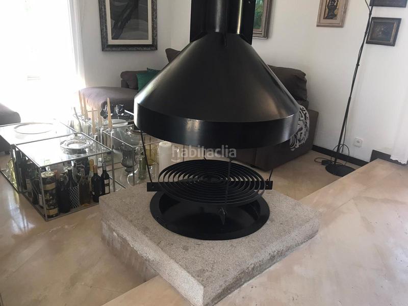 Foto 83864b67-00f7-40ac-93b9-df28c4338bf2. Chalet avec cheminée chauffage parking piscine dans Teo