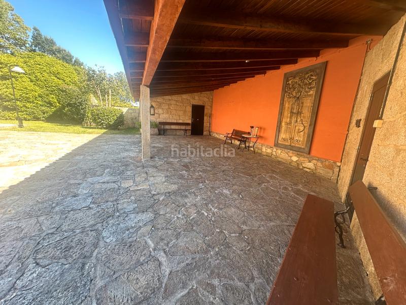 Foto c66e7fd5-5962-469d-aa01-761f73907007. Chalet avec cheminée chauffage parking piscine dans Teo