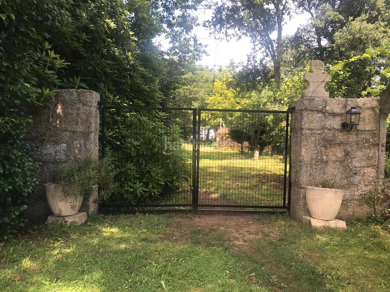 Foto dd15a2c3-b35f-4c24-96a2-7e6fa621b05a. Chalet avec cheminée chauffage parking piscine dans Teo