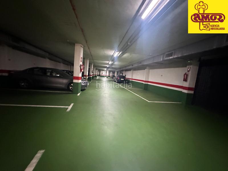 Foto b04fa856-bb92-4a0c-98dc-1362aa3fe9d8. Aparcament cotxe a Ensanche - Sar Santiago de Compostela