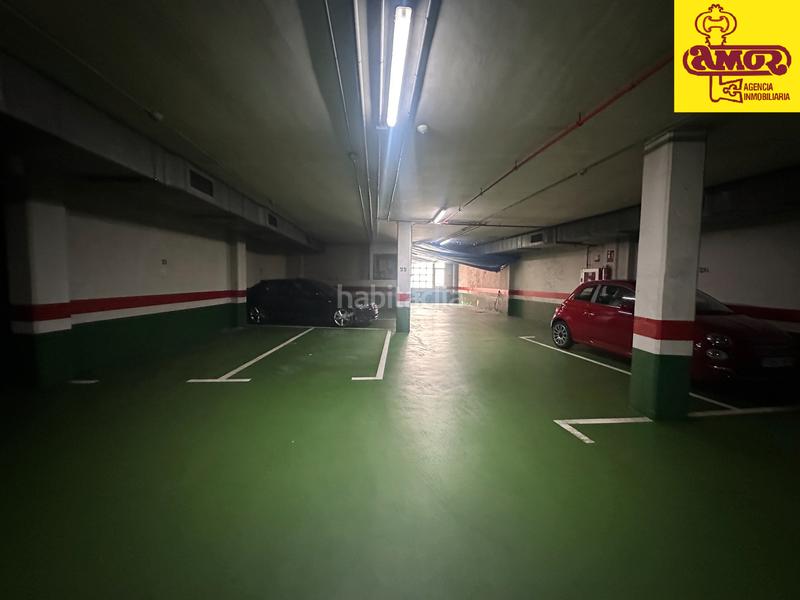 Foto c9fcf6cf-e964-4d66-96a6-49a08f69d498. Aparcament cotxe a Ensanche - Sar Santiago de Compostela